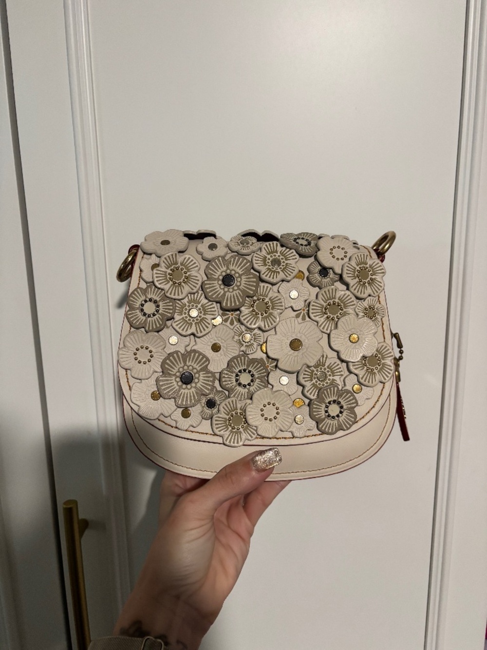 Coach 1941 tearose crossbody saddle floral appliqué